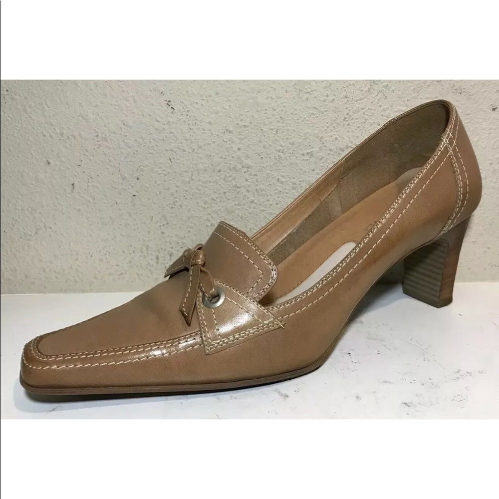CONNIE Women Shoes Sz 9.5M Beige Leather Heel